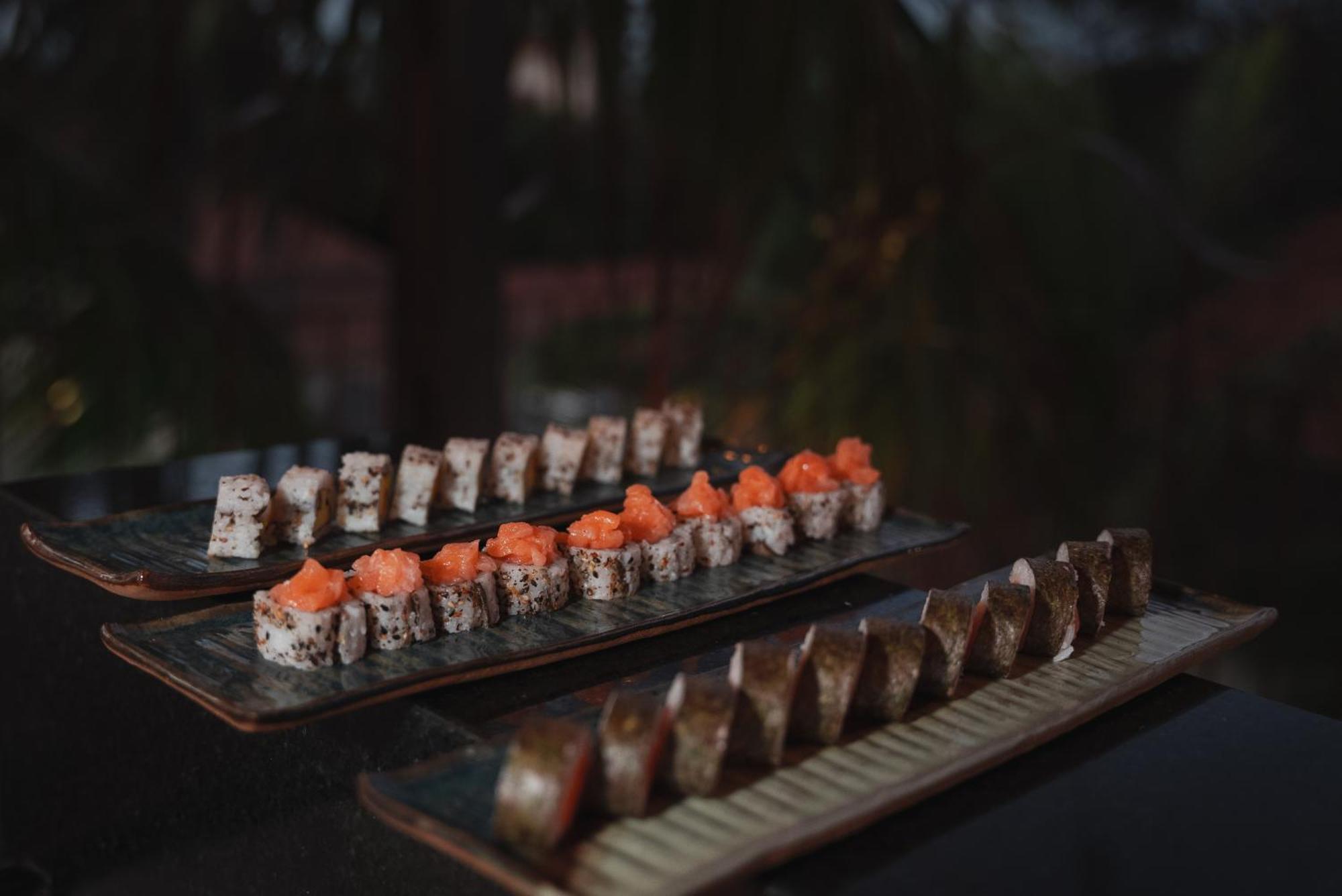 Luau Hotel กวาจีรู ภายนอก รูปภาพ